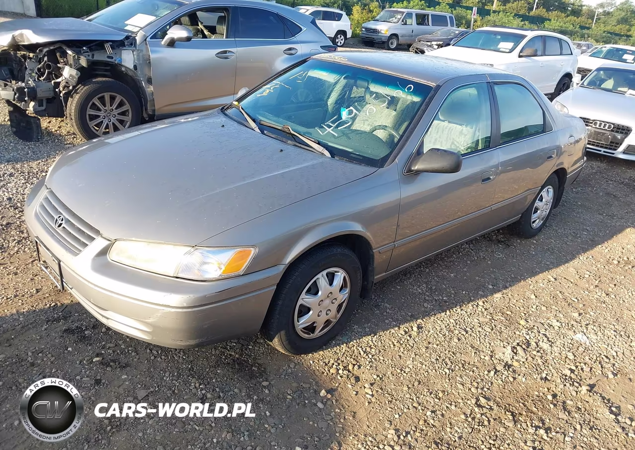 1999 Toyota Camry Le VIN:4T1BG22K3XU498790 - 2