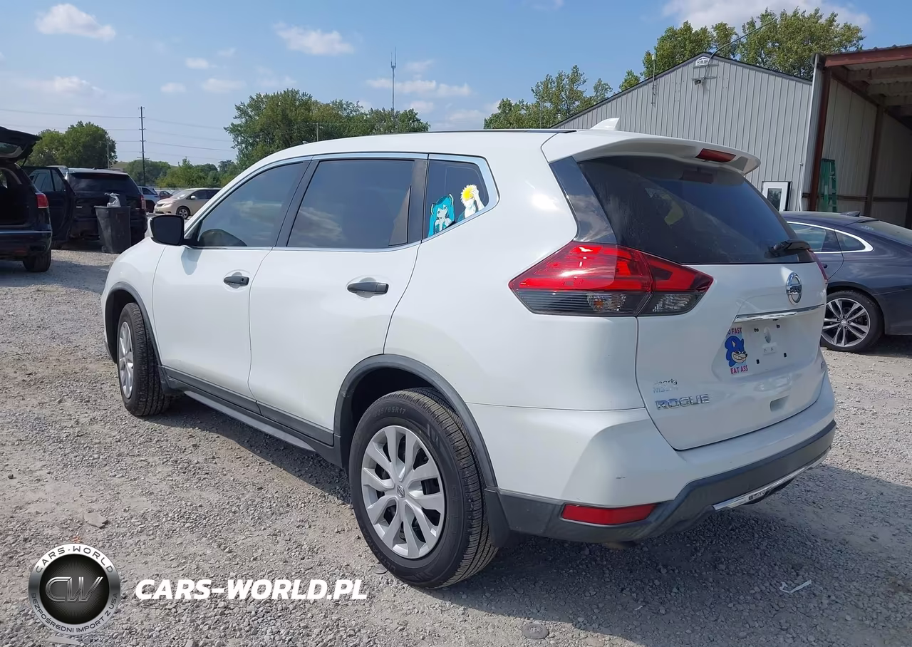 2017 Nissan Rogue S VIN:KNMAT2MV6HP599857 - 3