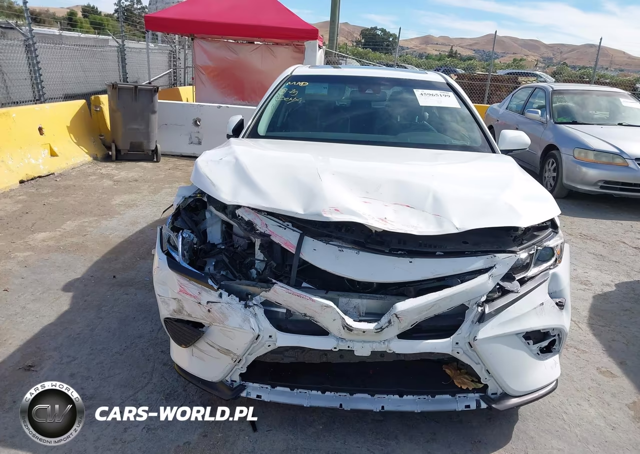 2018 Toyota Camry Se VIN:4T1B11HK4JU661554 - 12