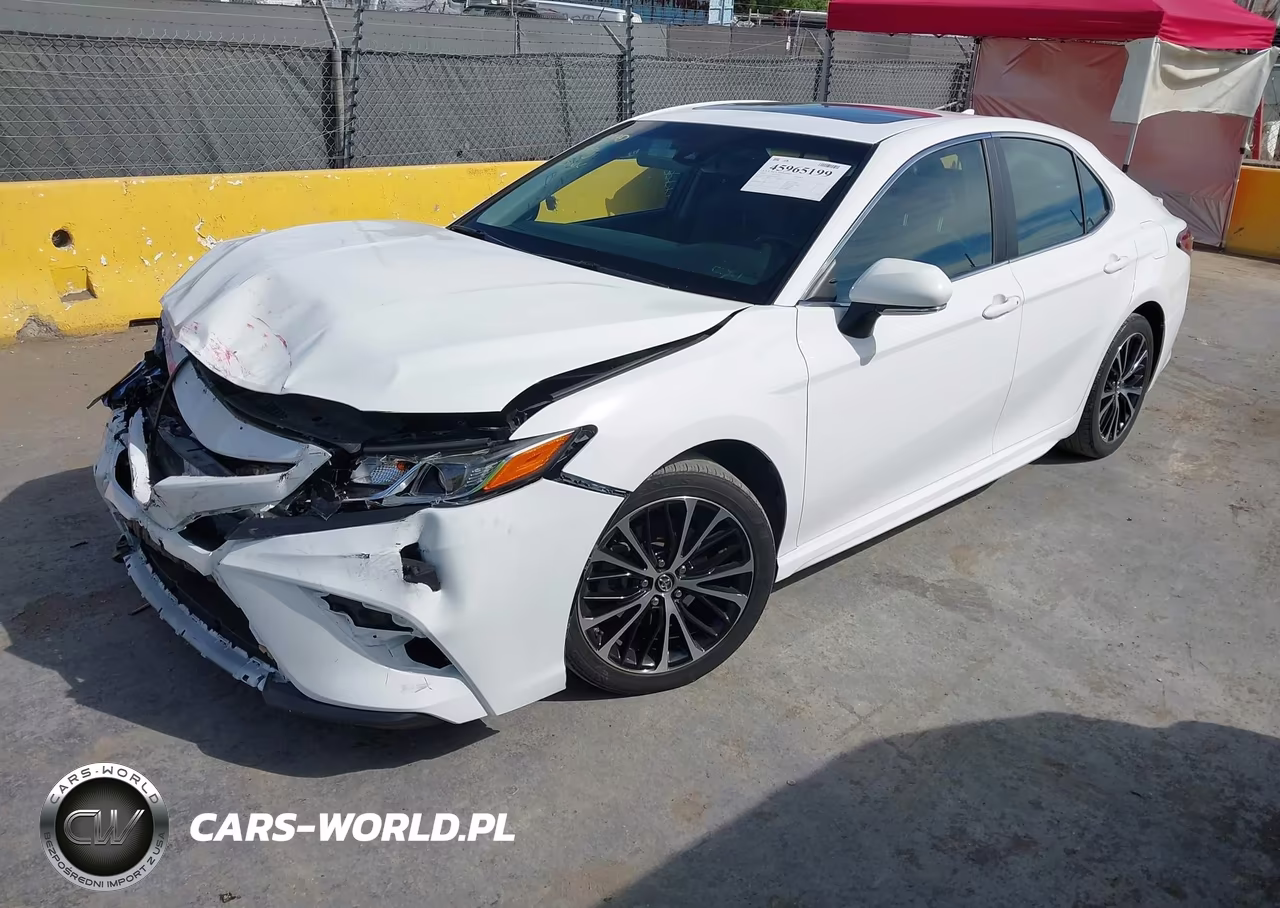 2018 Toyota Camry Se VIN:4T1B11HK4JU661554 - 2