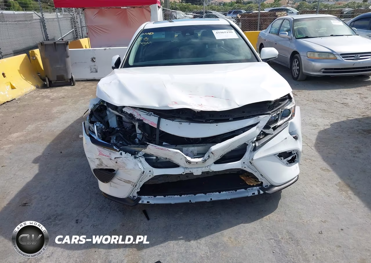 2018 Toyota Camry Se VIN:4T1B11HK4JU661554 - 6