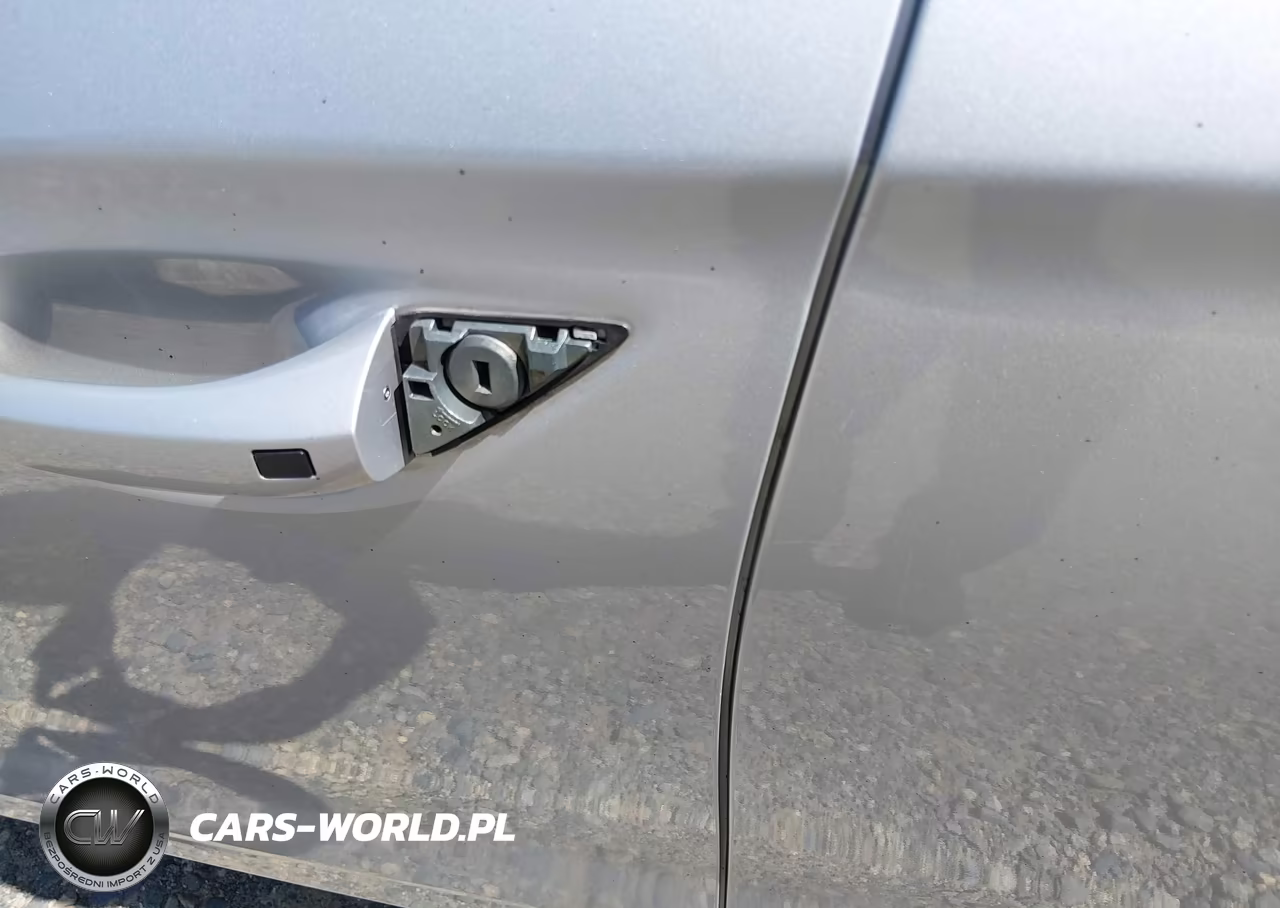 2018 Hyundai Ioniq Hybrid Blue VIN:KMHC65LC9JU075901 - 13