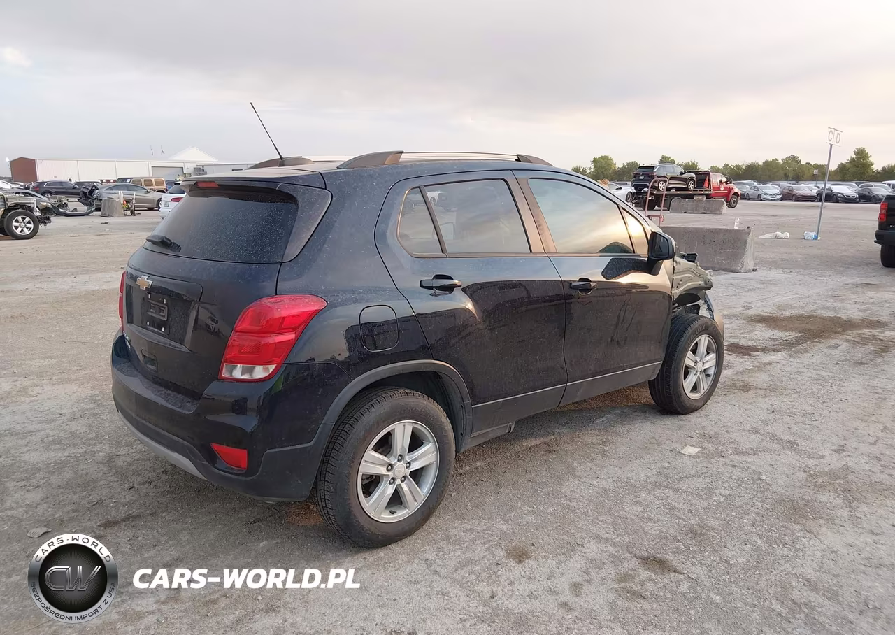 2021 Chevrolet Trax Awd Lt VIN:KL7CJPSB2MB358970 - 4