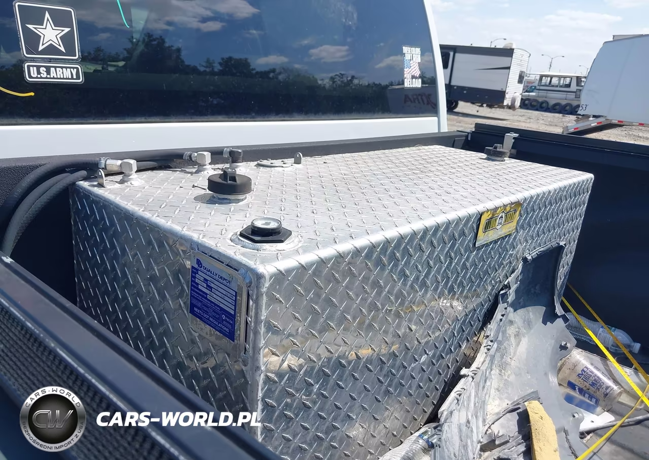 2018 Ram 2500 Tradesman 4X4 6'4 Box VIN:3C6UR5CL8JG161940 - 17