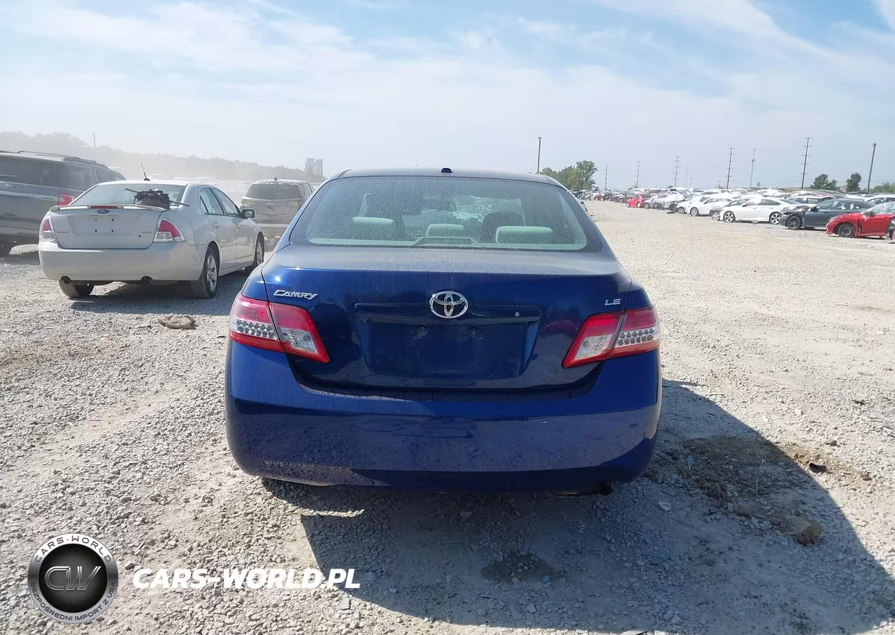 2011 Toyota Camry Le VIN:4T1BF3EK5BU592828 - 16