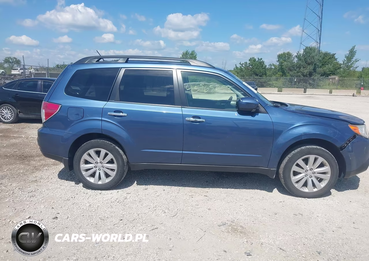 2012 Subaru Forester 2.5X Limited VIN:JF2SHBEC1CH459755 - 13
