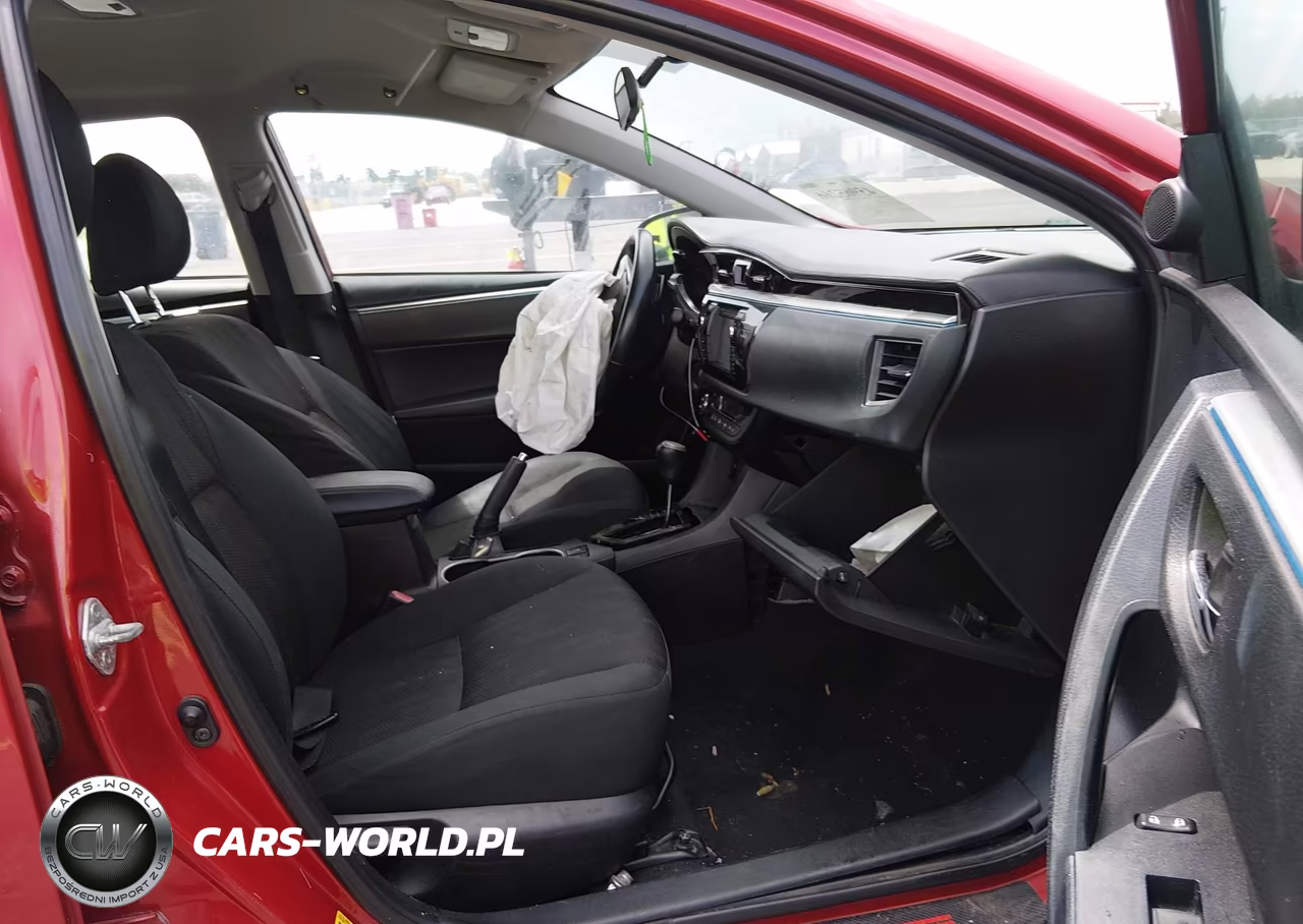2015 Toyota Corolla S Plus VIN:2T1BURHE0FC458489 - 5
