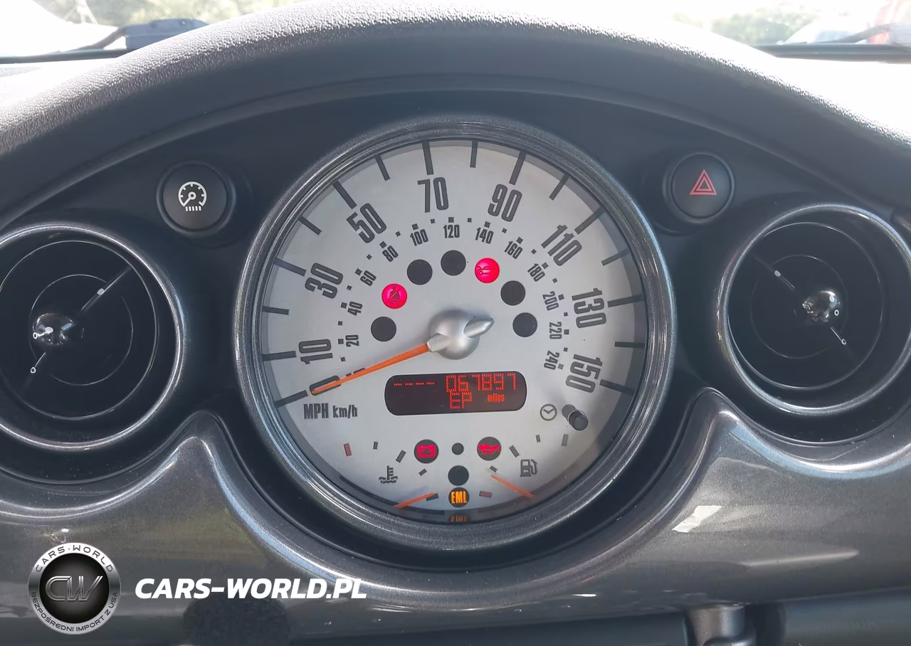 2006 Mini Cooper S VIN:WMWRE33596TJ35788 - 7