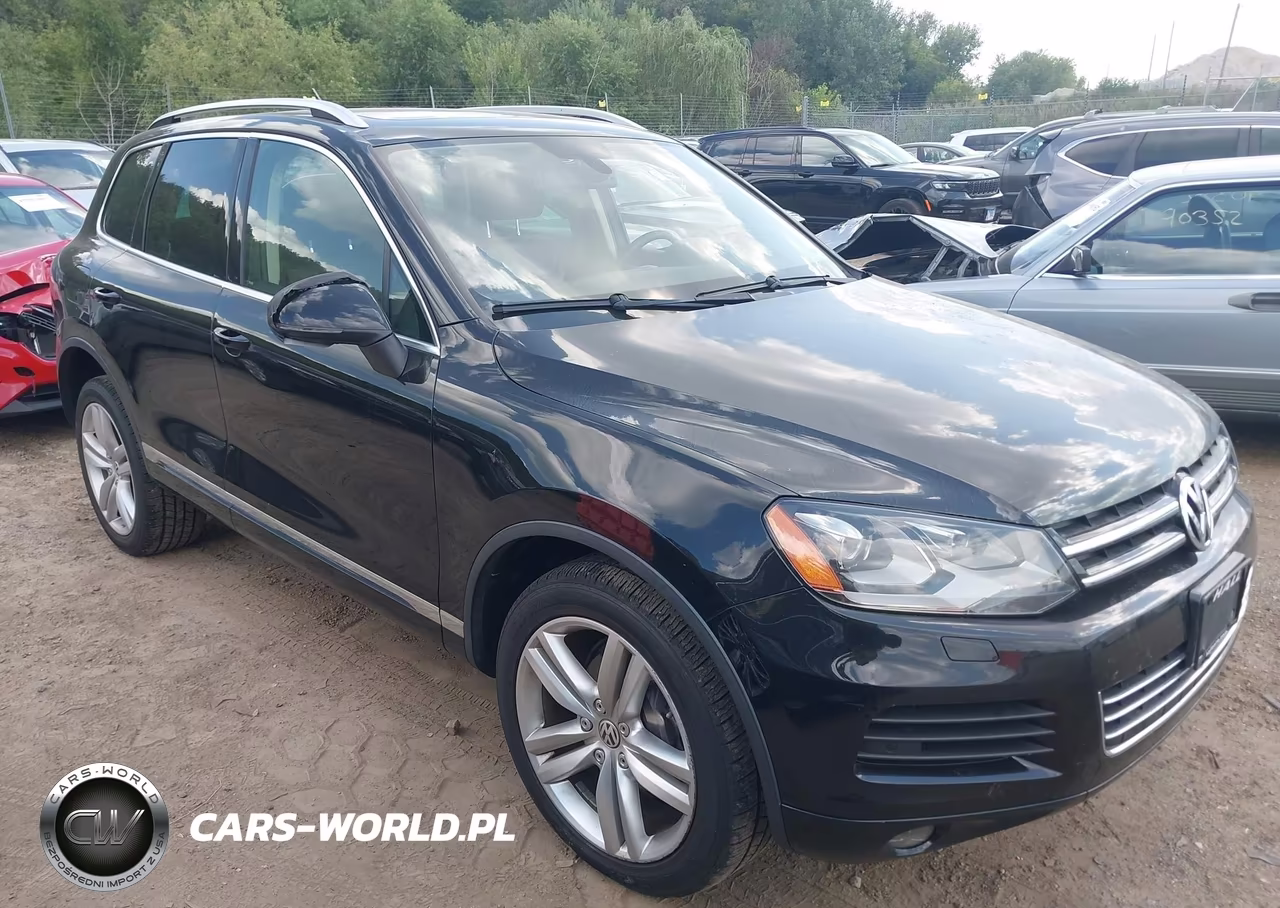 2014 Volkswagen Touareg Tdi Executive VIN:WVGEP9BP2ED003722 - 1