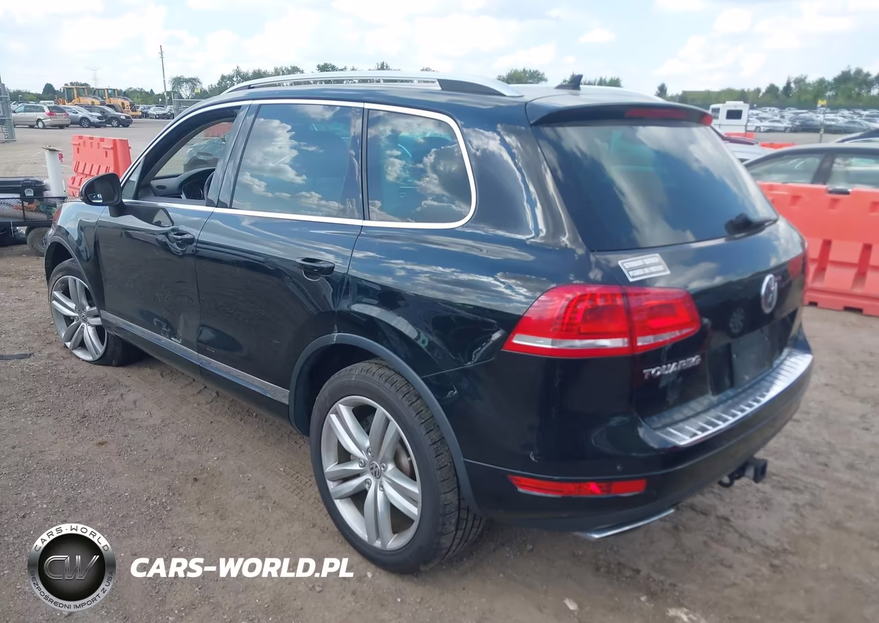 2014 Volkswagen Touareg Tdi Executive VIN:WVGEP9BP2ED003722 - 3