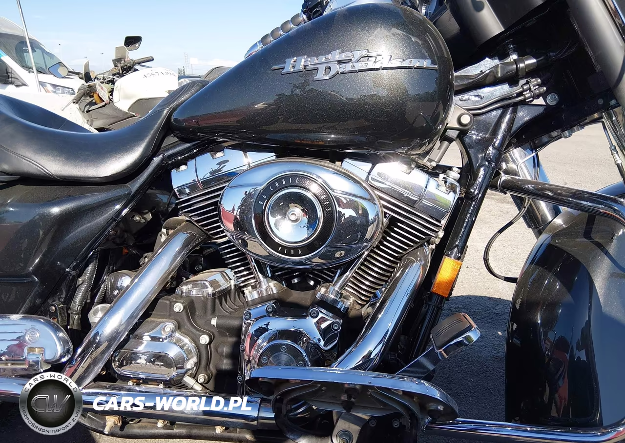 2008 Harley-Davidson Flhx VIN:1HD1KB4108Y680636 - 8