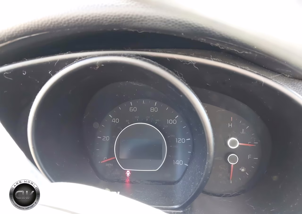 2018 Kia Soul + VIN:KNDJP3A50J7579558 - 14