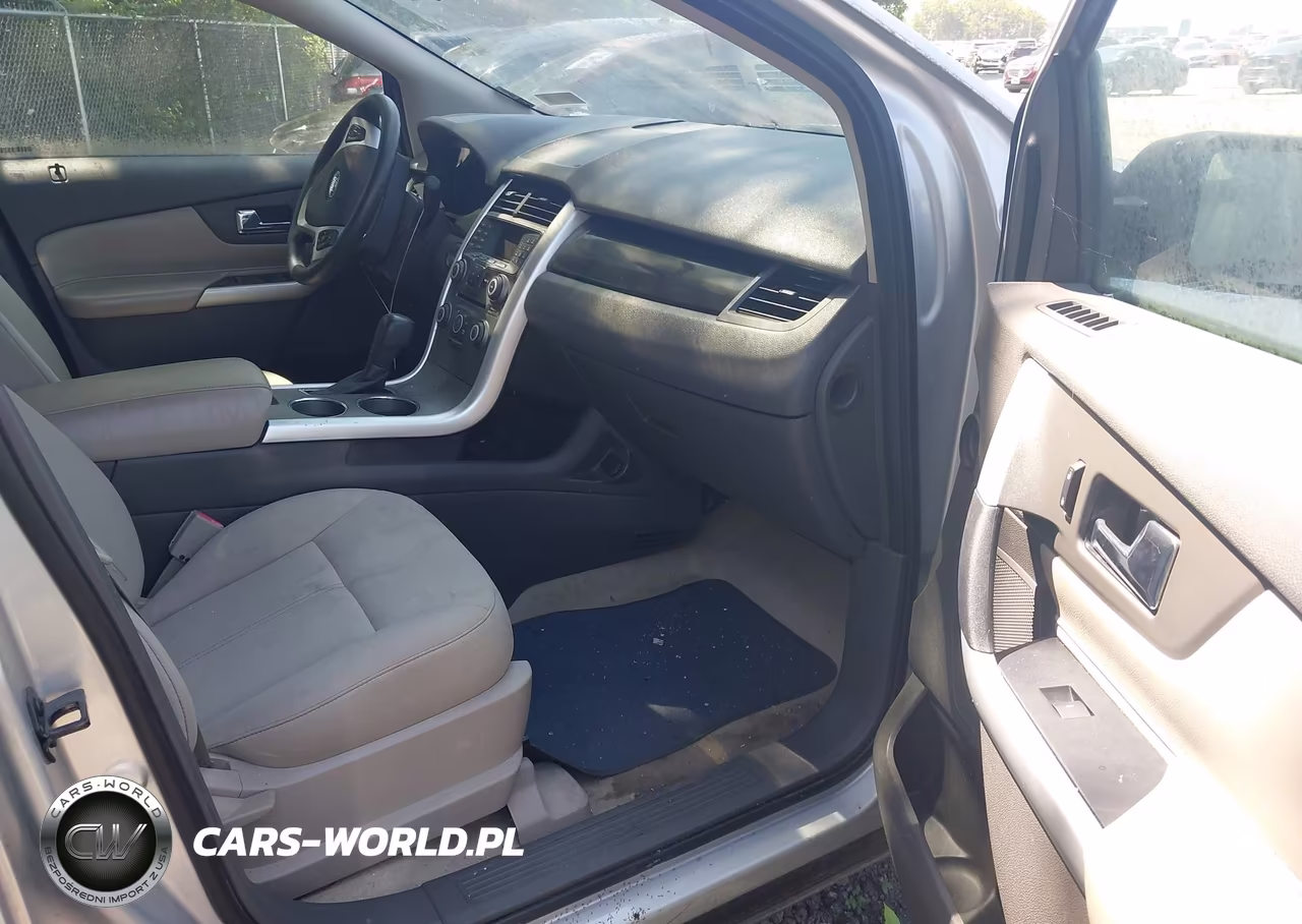 2012 Ford Edge Se VIN:2FMDK3GC3CBA05382 - 5