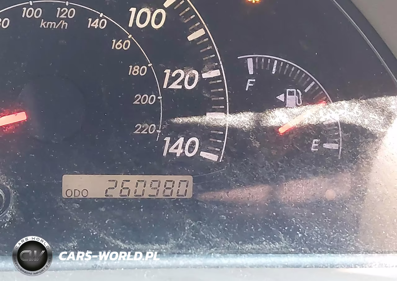 2005 Toyota Camry Le VIN:4T1BE32K15U523033 - 15