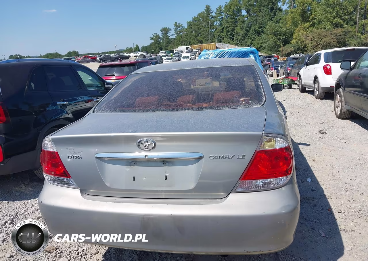 2005 Toyota Camry Le VIN:4T1BE32K15U523033 - 16