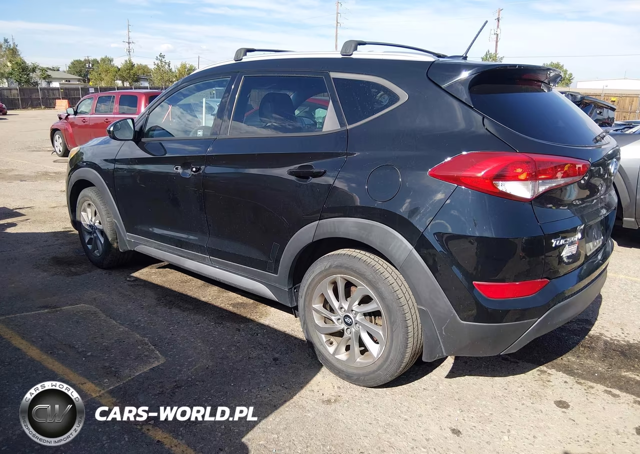 2017 Hyundai Tucson Se VIN:KM8J3CA45HU296549 - 3