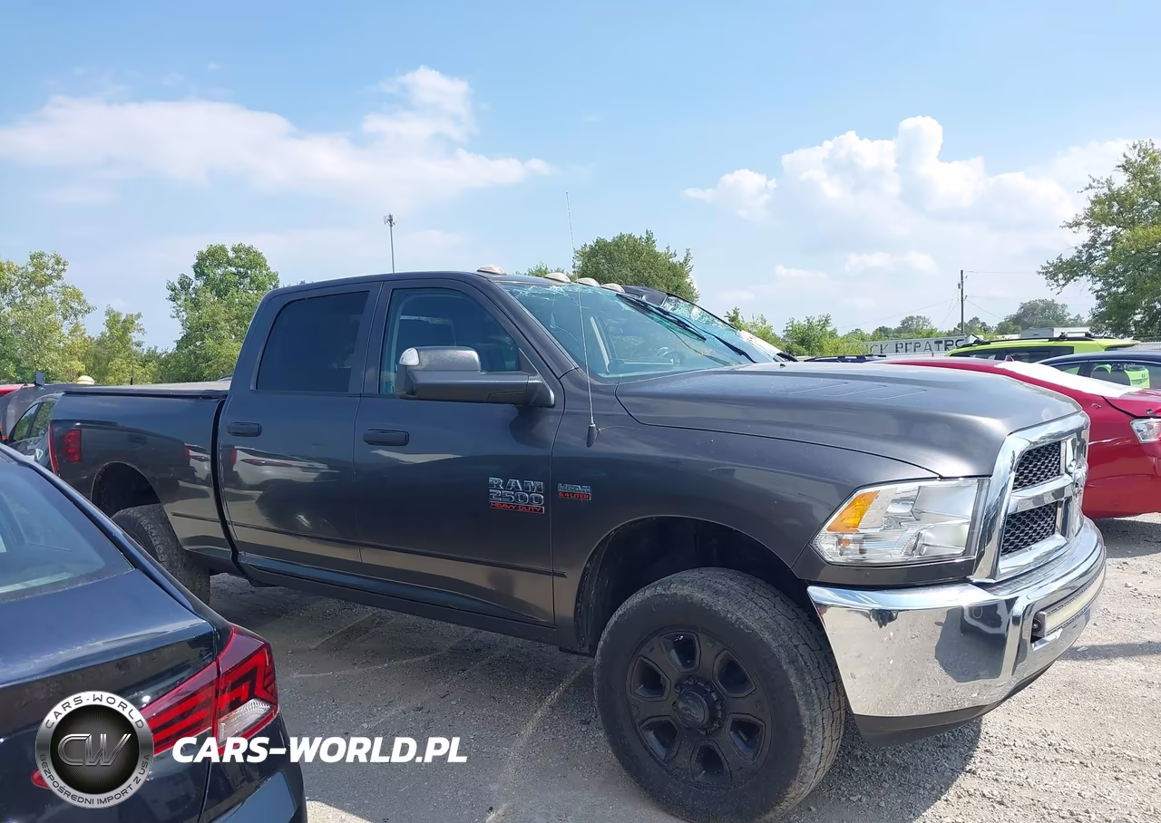 2017 Ram 2500 Tradesman 4X4 6'4 Box VIN:3C6UR5CJXHG732689 - 13