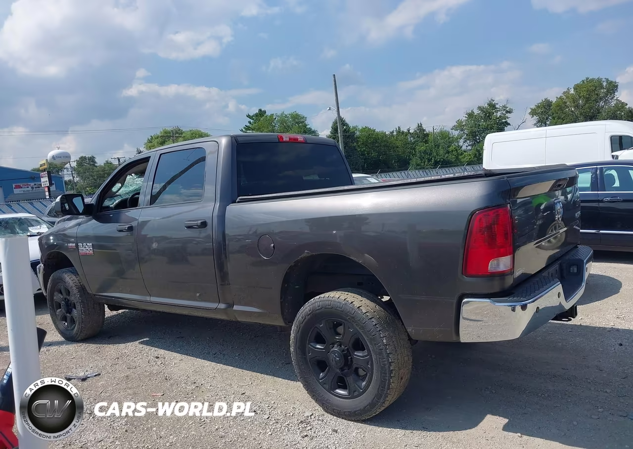2017 Ram 2500 Tradesman 4X4 6'4 Box VIN:3C6UR5CJXHG732689 - 14