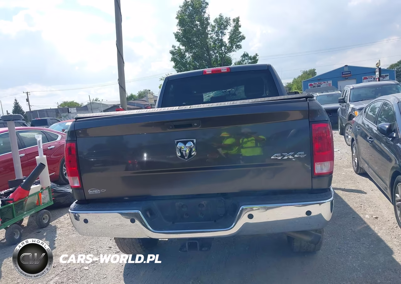 2017 Ram 2500 Tradesman 4X4 6'4 Box VIN:3C6UR5CJXHG732689 - 16