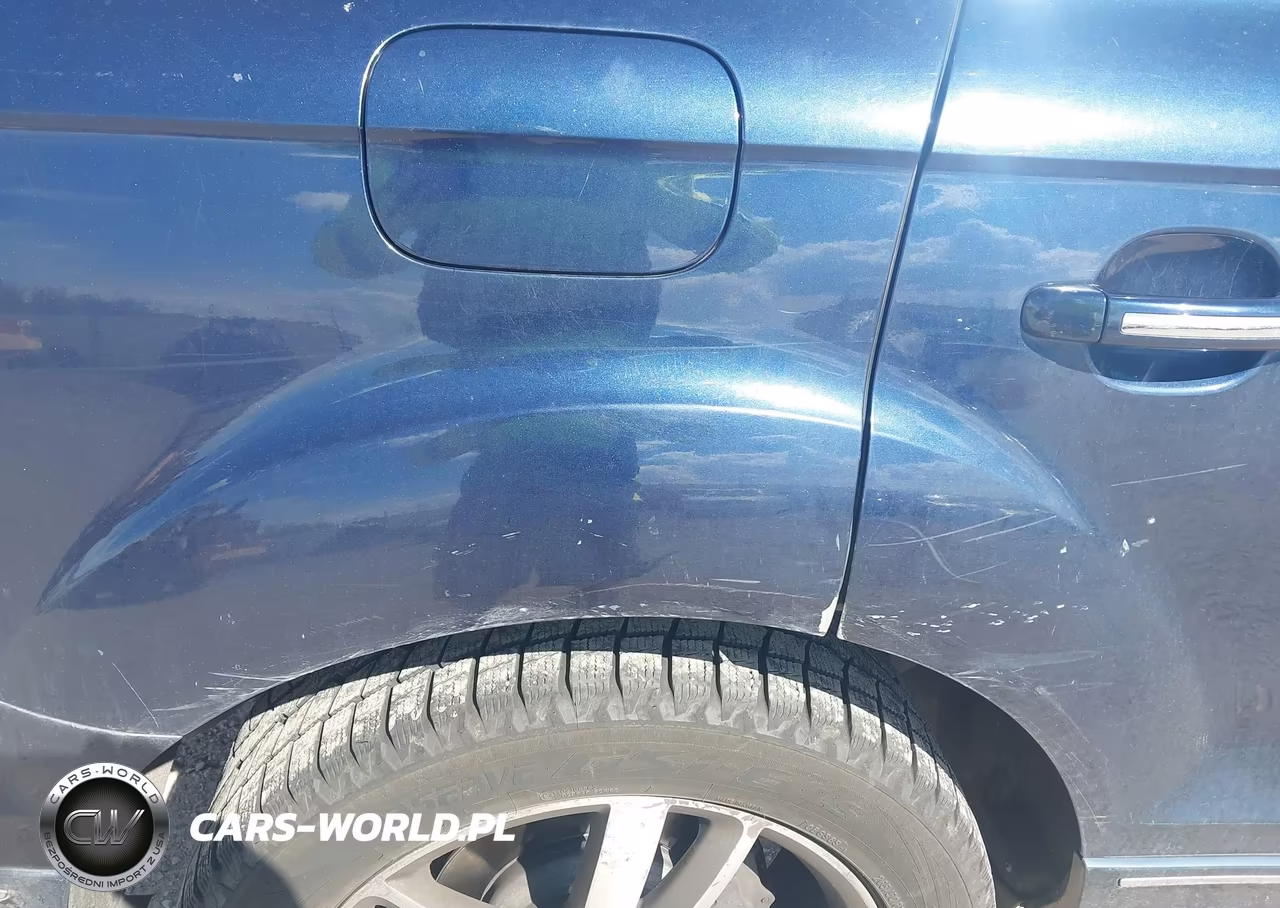 2013 Audi Q7 3.0T Premium VIN:WA1LGAFE7DD003584 - 6
