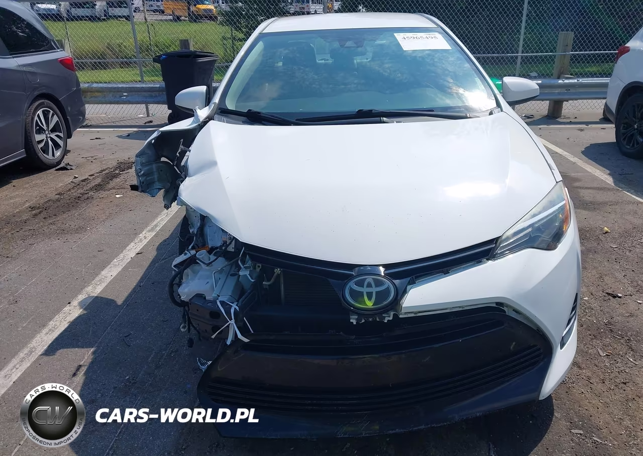 2018 Toyota Corolla Le VIN:5YFBURHEXJP829621 - 12