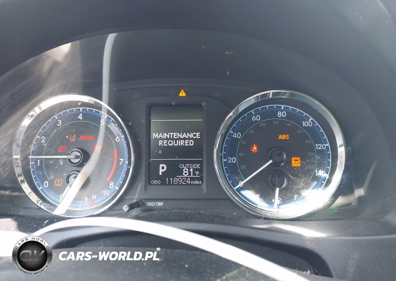2018 Toyota Corolla Le VIN:5YFBURHEXJP829621 - 7