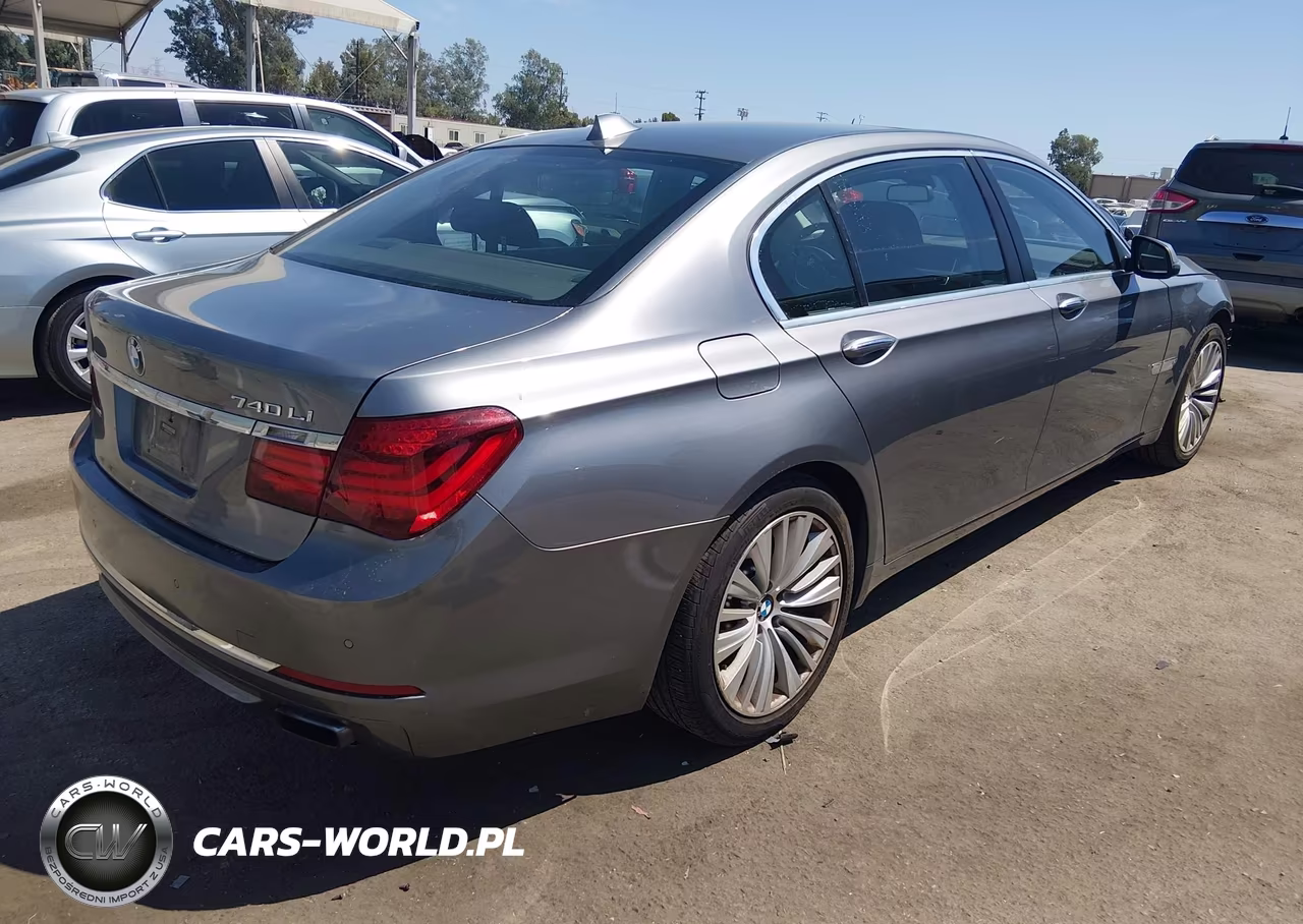 2015 BMW 740Li VIN:WBAYE4C51FD946903 - 4