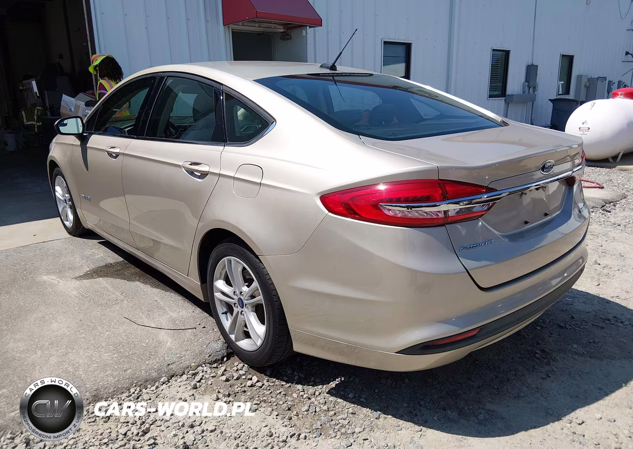 2018 Ford Fusion Hybrid S VIN:3FA6P0UU5JR141995 - 3