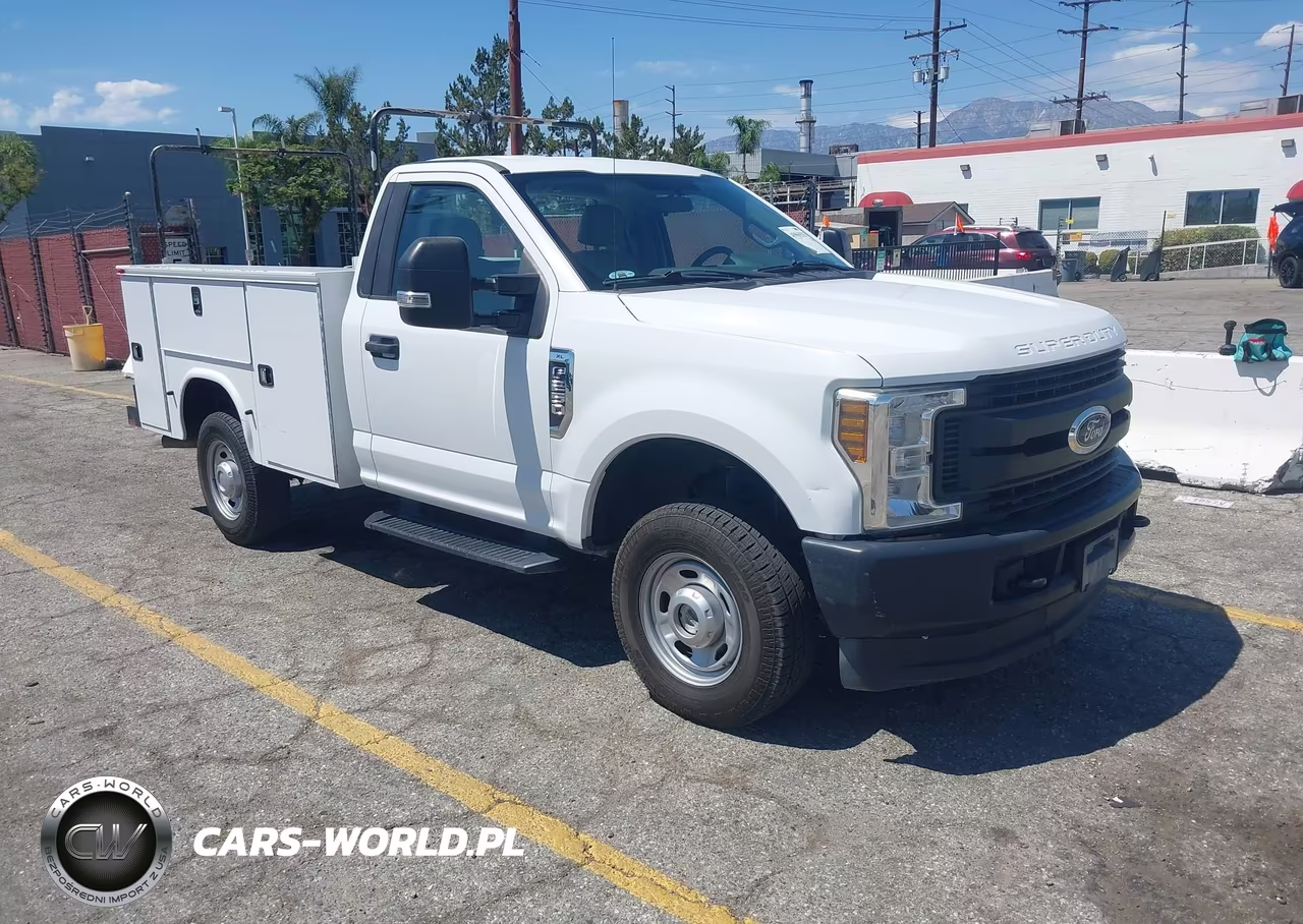 2018 Ford F-250 Xl – zdjęcie 1 z 18