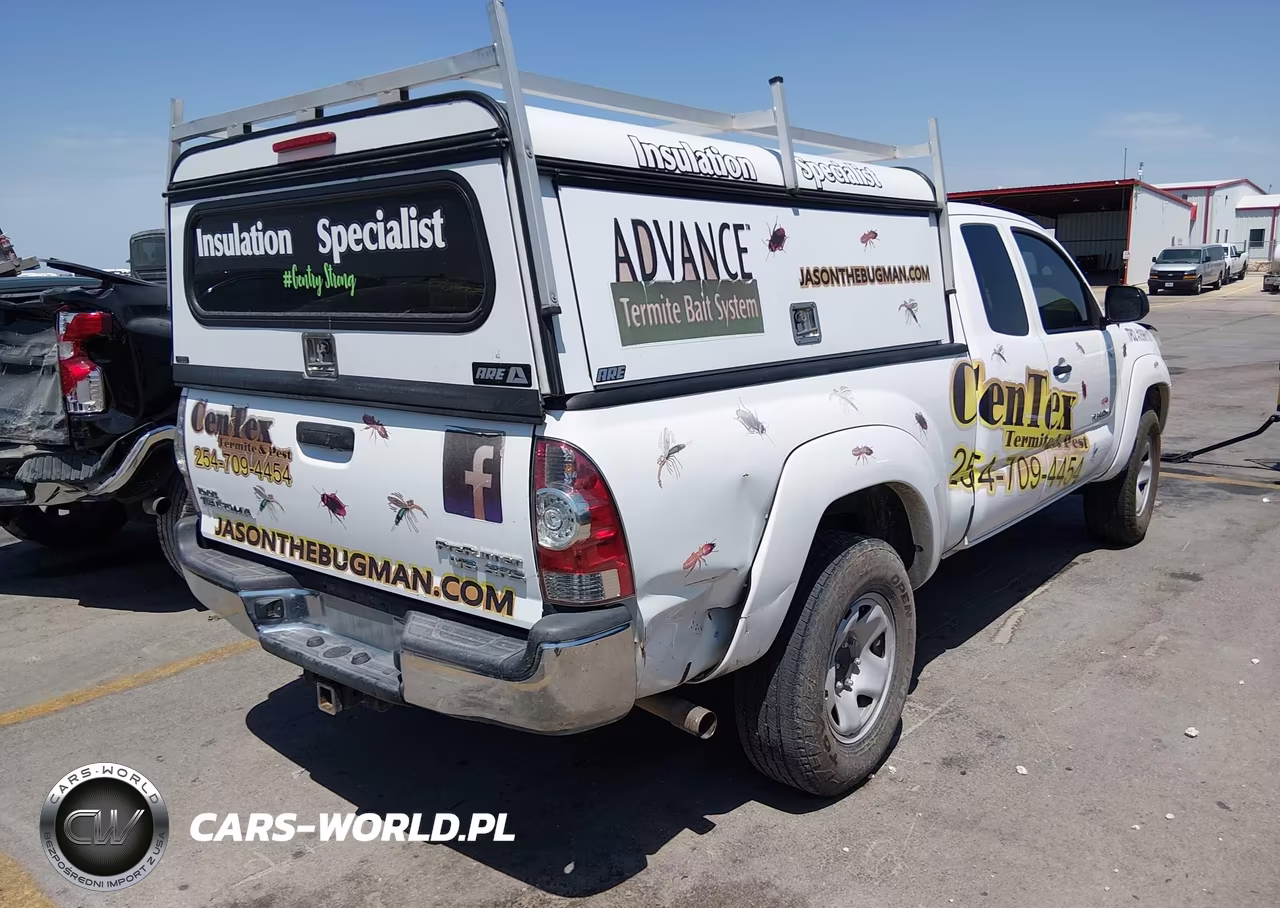 2015 Toyota Tacoma Prerunner V6 VIN:5TFTU4GN4FX076458 - 4