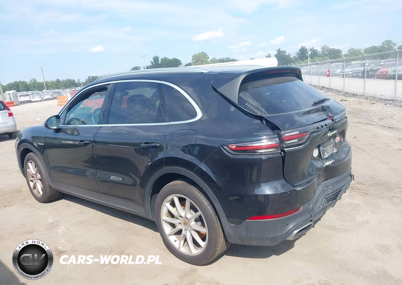 2022 Porsche Cayenne E-Hybrid Platinum Edition VIN:WP1AE2AY7NDA26065 - 14