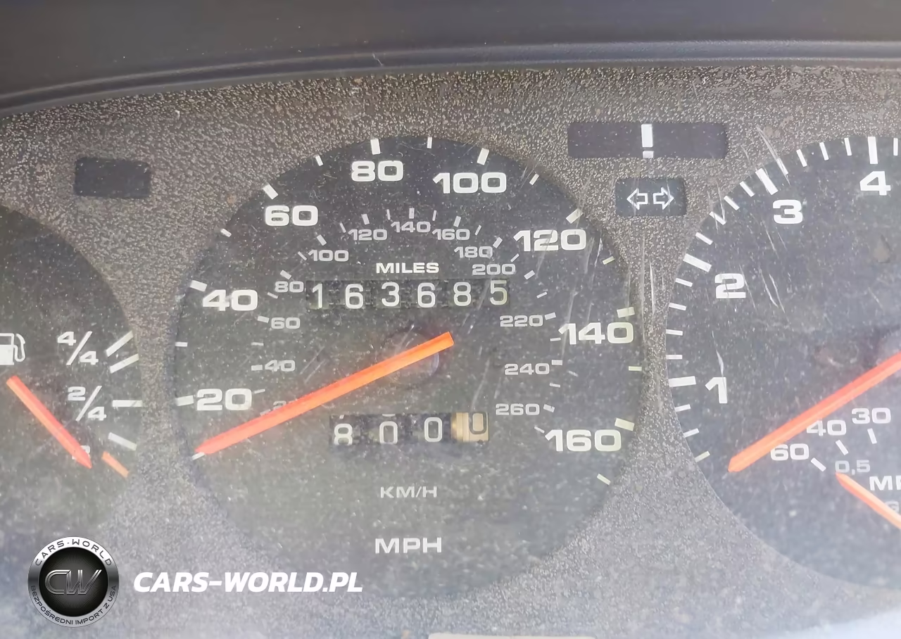 1985 Porsche 944 VIN:WP0AA0948FN453396 - 7