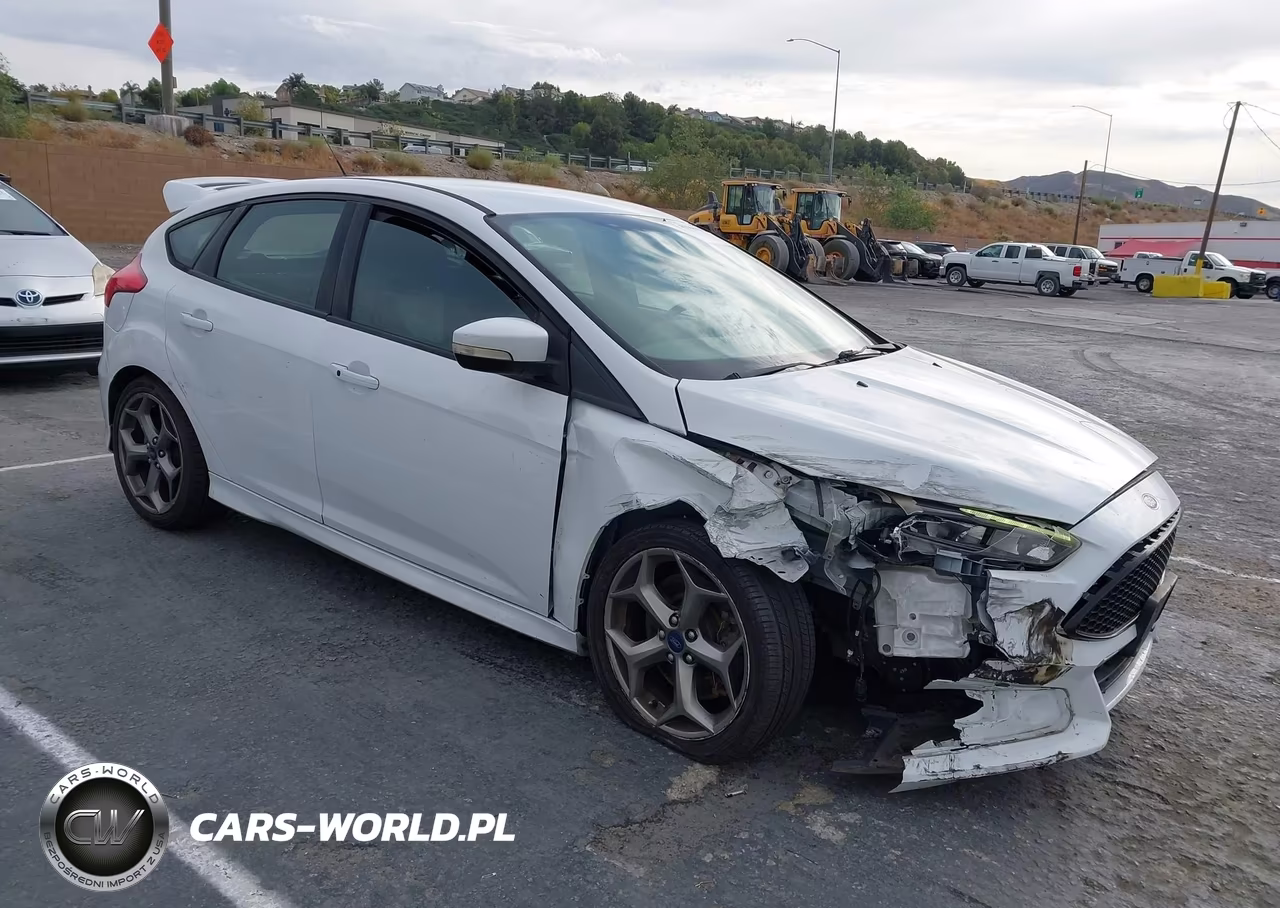 2017 Ford Focus St VIN:1FADP3L9XHL308558 - 1