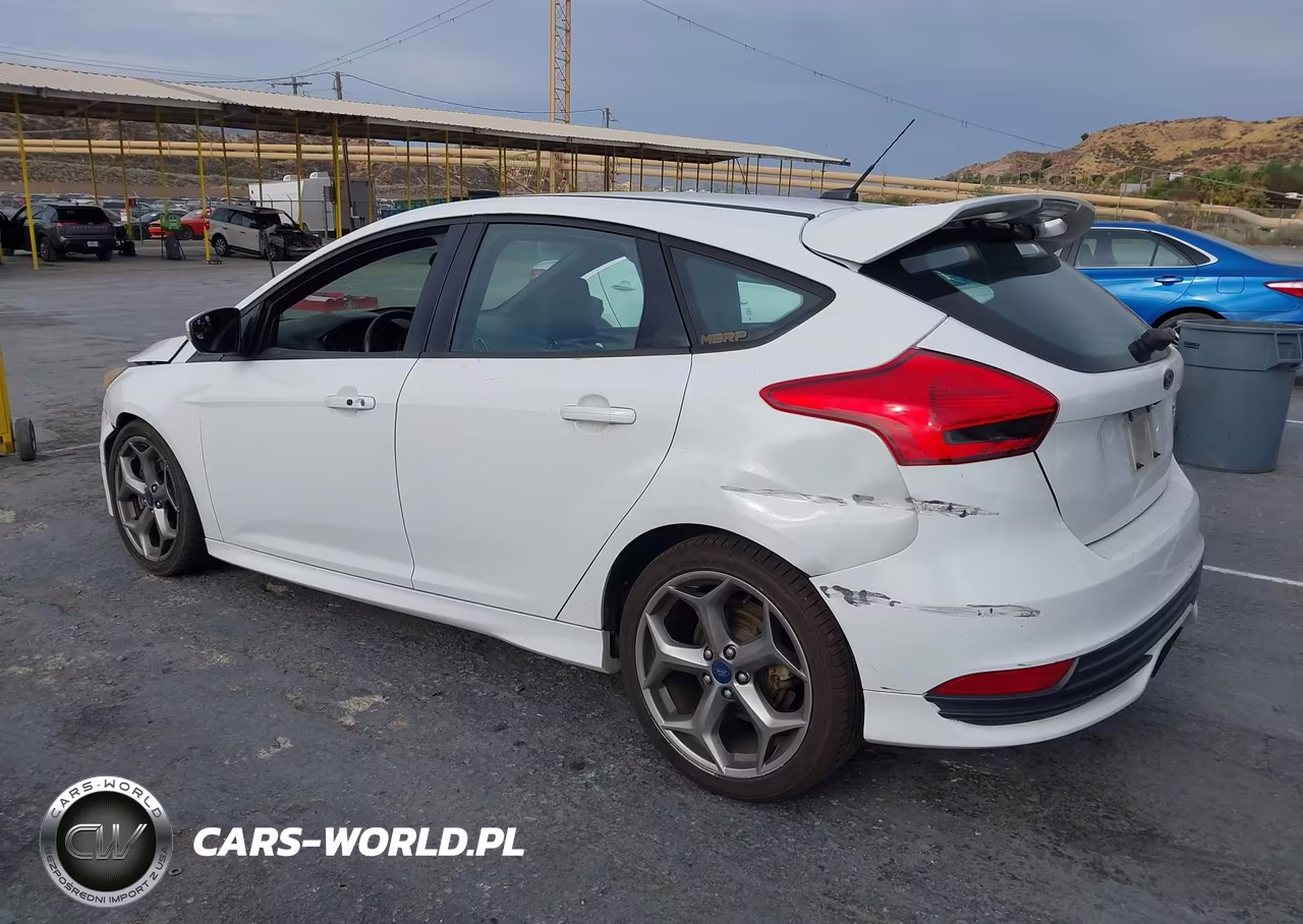 2017 Ford Focus St VIN:1FADP3L9XHL308558 - 3
