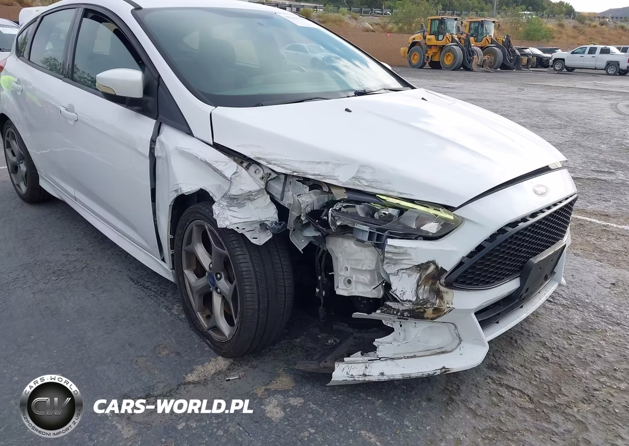 2017 Ford Focus St VIN:1FADP3L9XHL308558 - 6