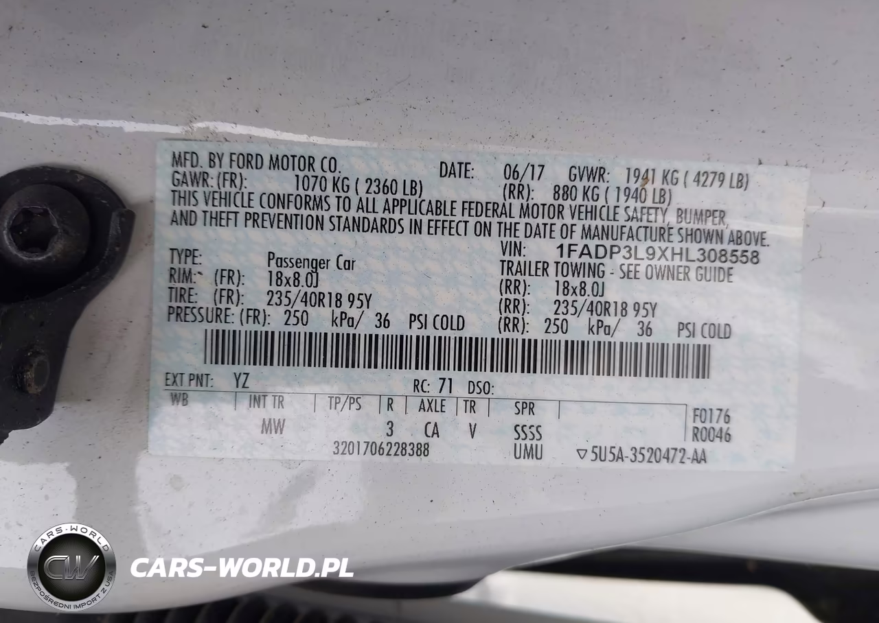 2017 Ford Focus St VIN:1FADP3L9XHL308558 - 9