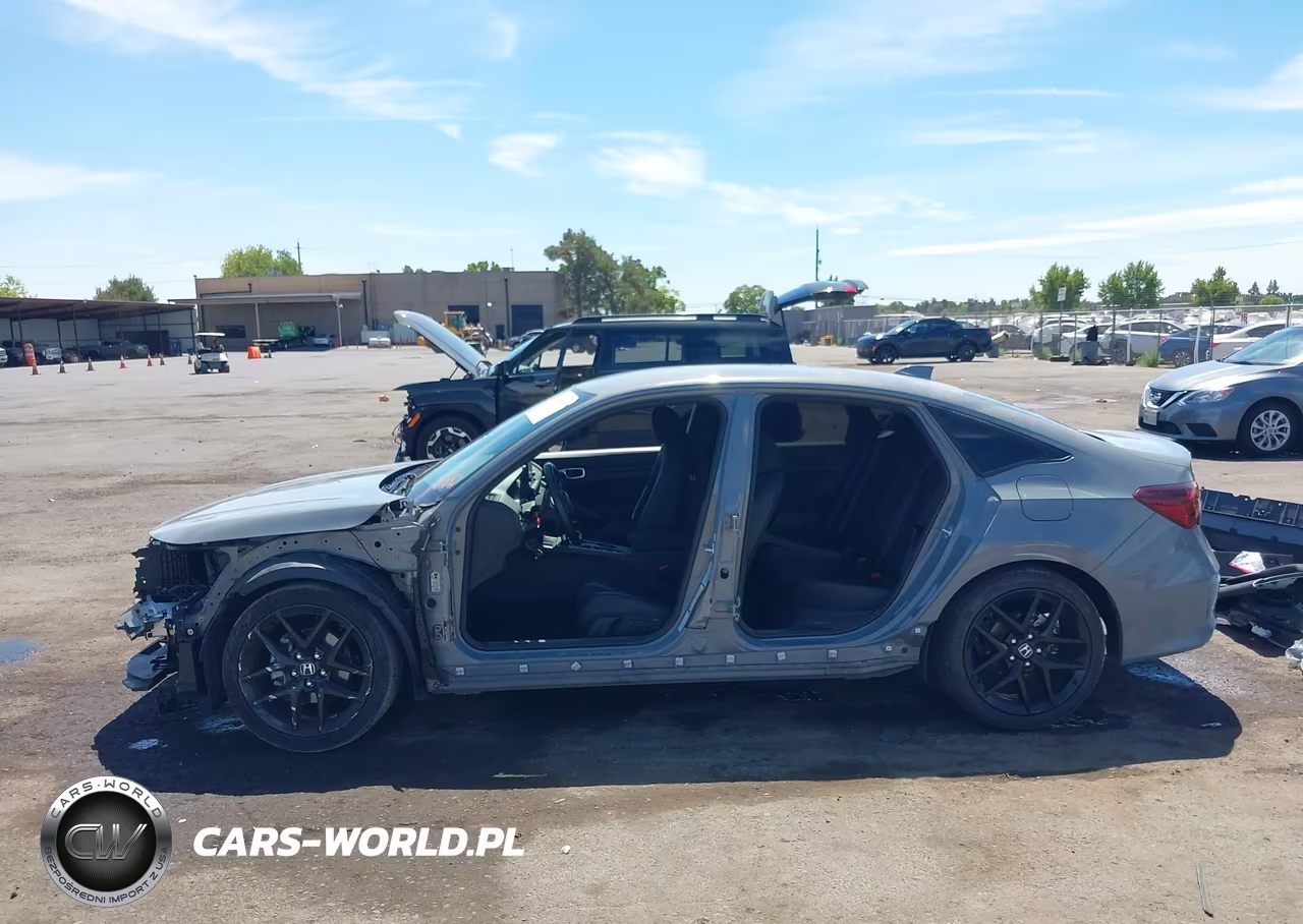 2025 Honda Civic Sport VIN:2HGFE2F56SH584883 - 14