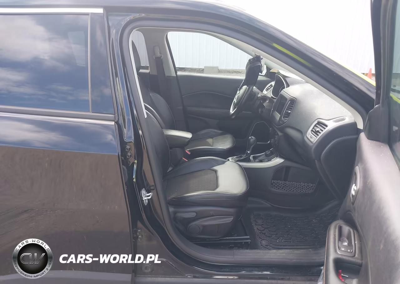 2020 Jeep Compass Sun And Safety 4X4 VIN:3C4NJDBBXLT239863 - 5