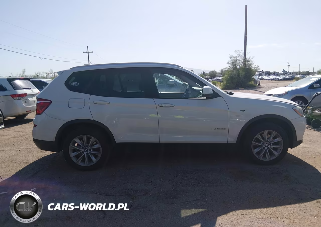 2017 BMW X3 xDrive28I VIN:5UXWX9C59H0T14743 - 13
