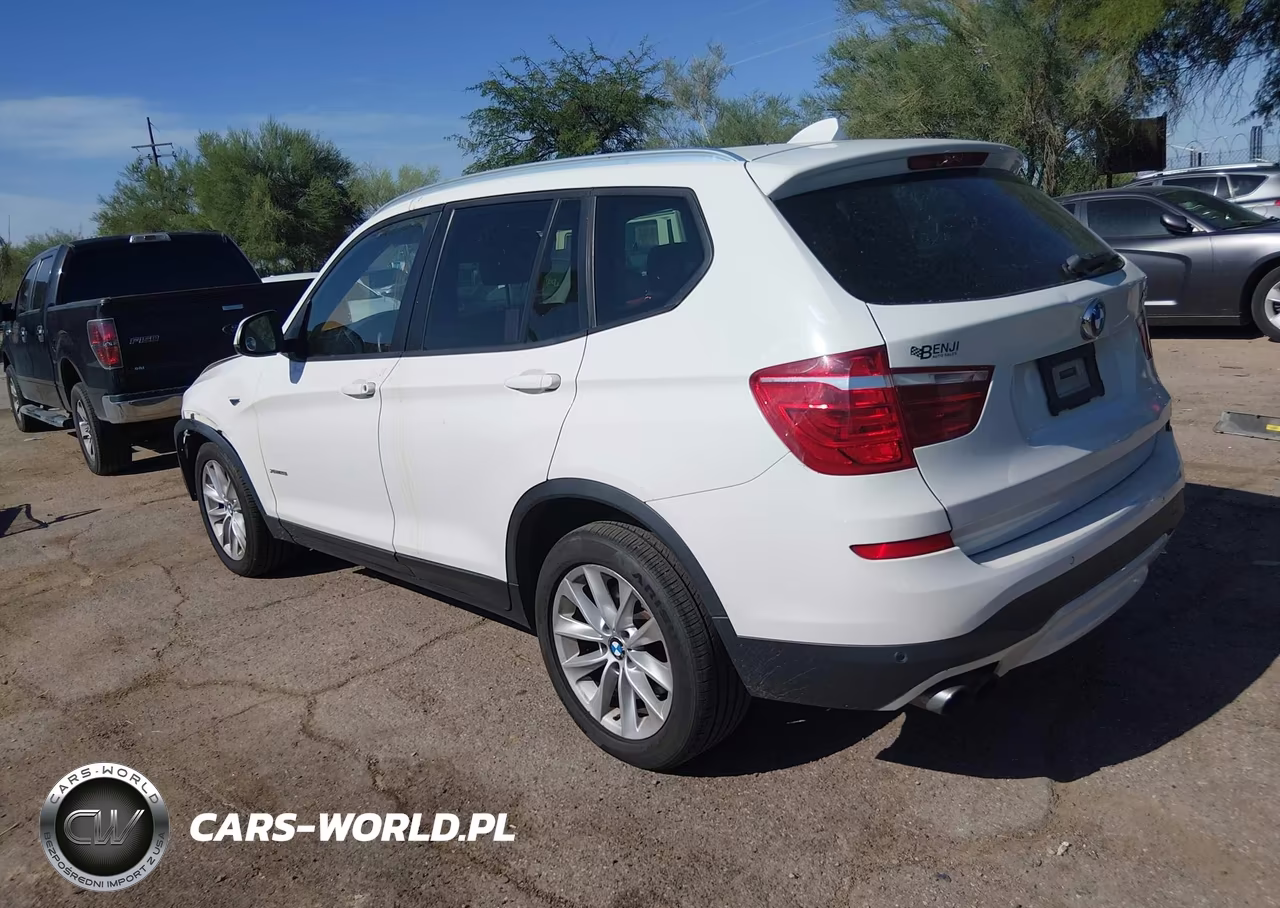 2017 BMW X3 xDrive28I VIN:5UXWX9C59H0T14743 - 3