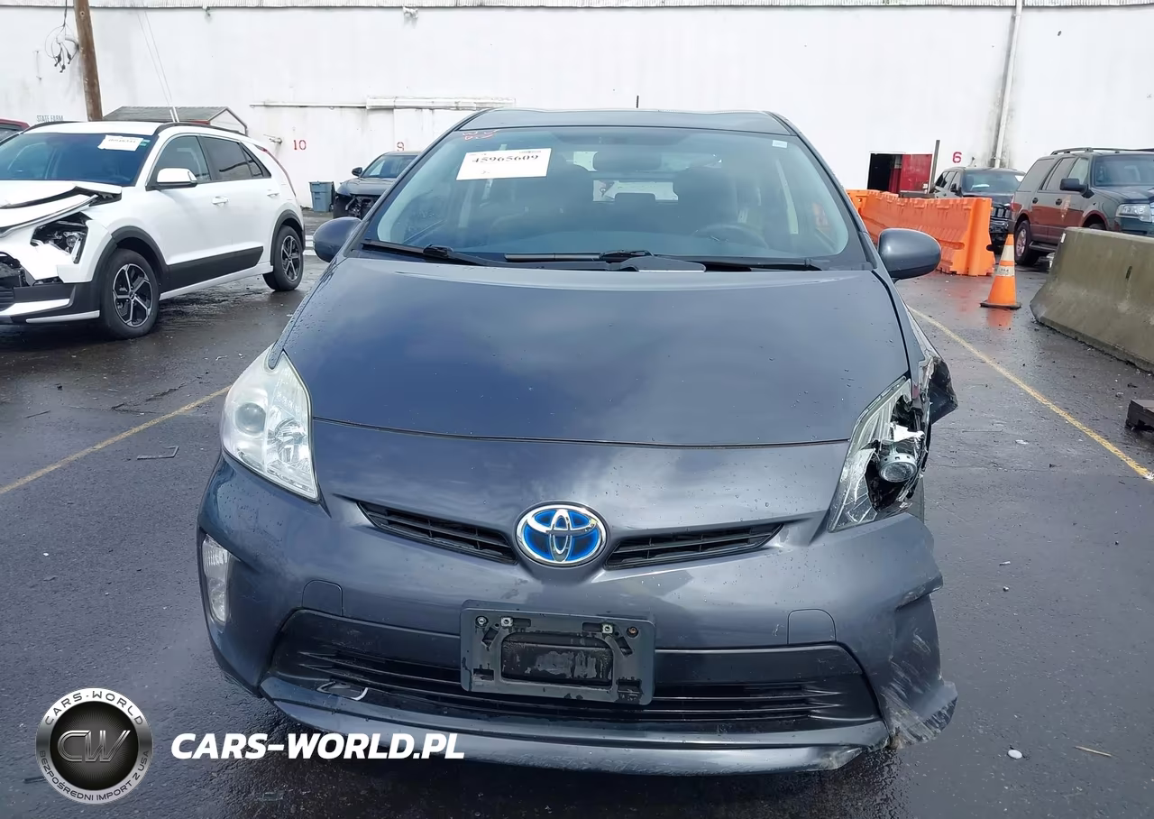 2015 Toyota Prius Two VIN:JTDKN3DU4F1922086 - 12