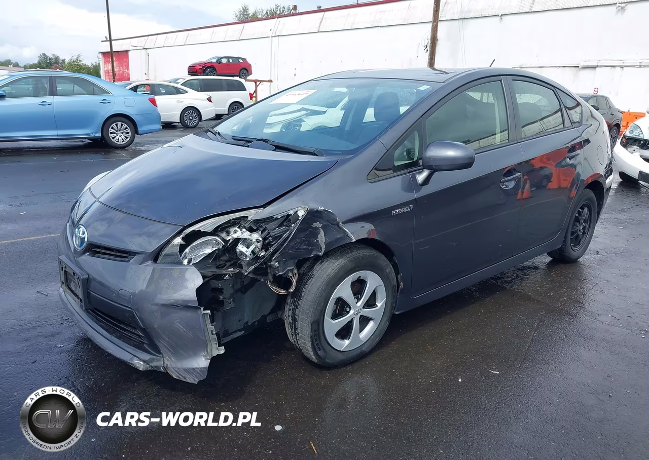 2015 Toyota Prius Two VIN:JTDKN3DU4F1922086 - 2