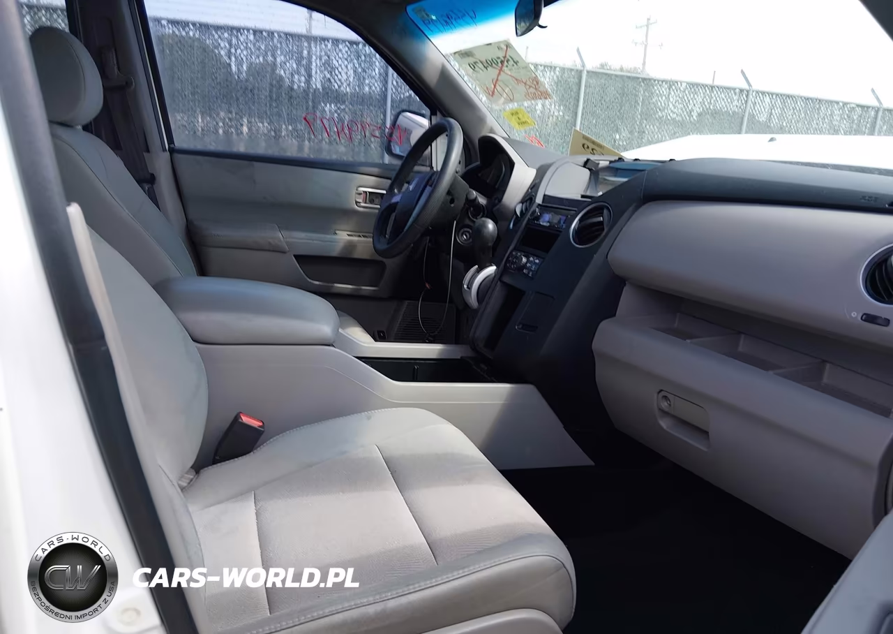 2010 Honda Pilot Lx VIN:5FNYF3H25AB010793 - 5