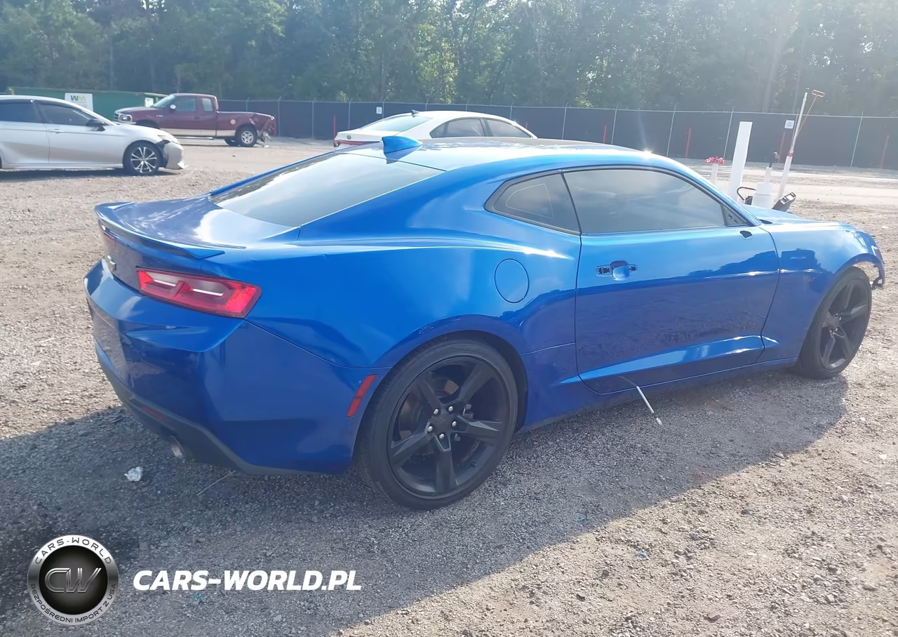 2018 Chevrolet Camaro 1Lt VIN:1G1FB1RS3J0107536 - 4