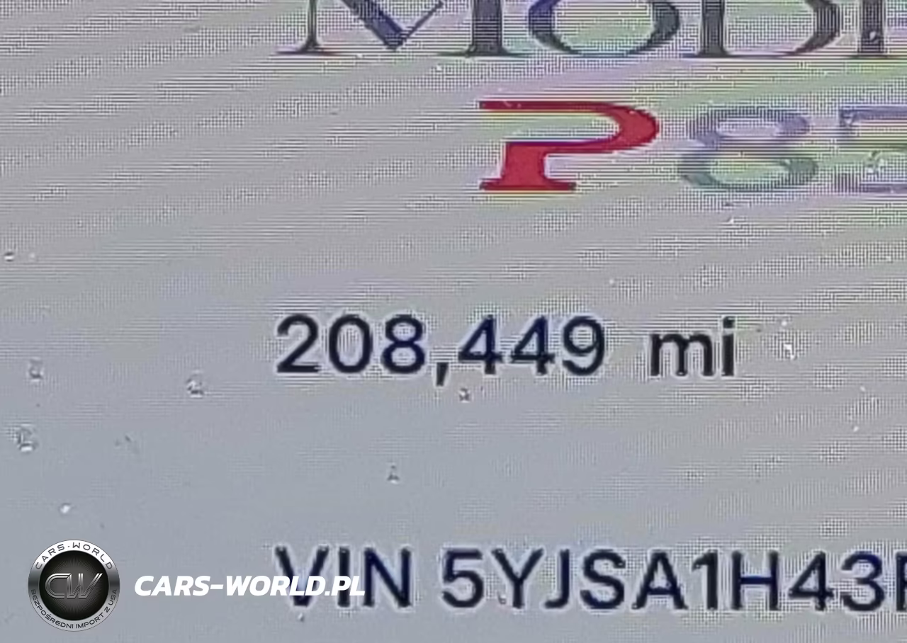 2015 Tesla Model S 85D-P85D VIN:5YJSA1H43FF084246 - 17