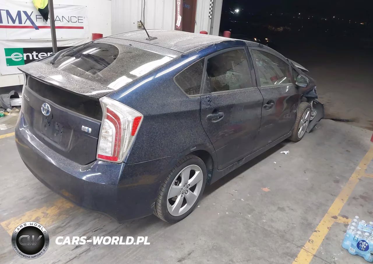 2012 Toyota Prius Five VIN:JTDKN3DU0C1591325 - 4