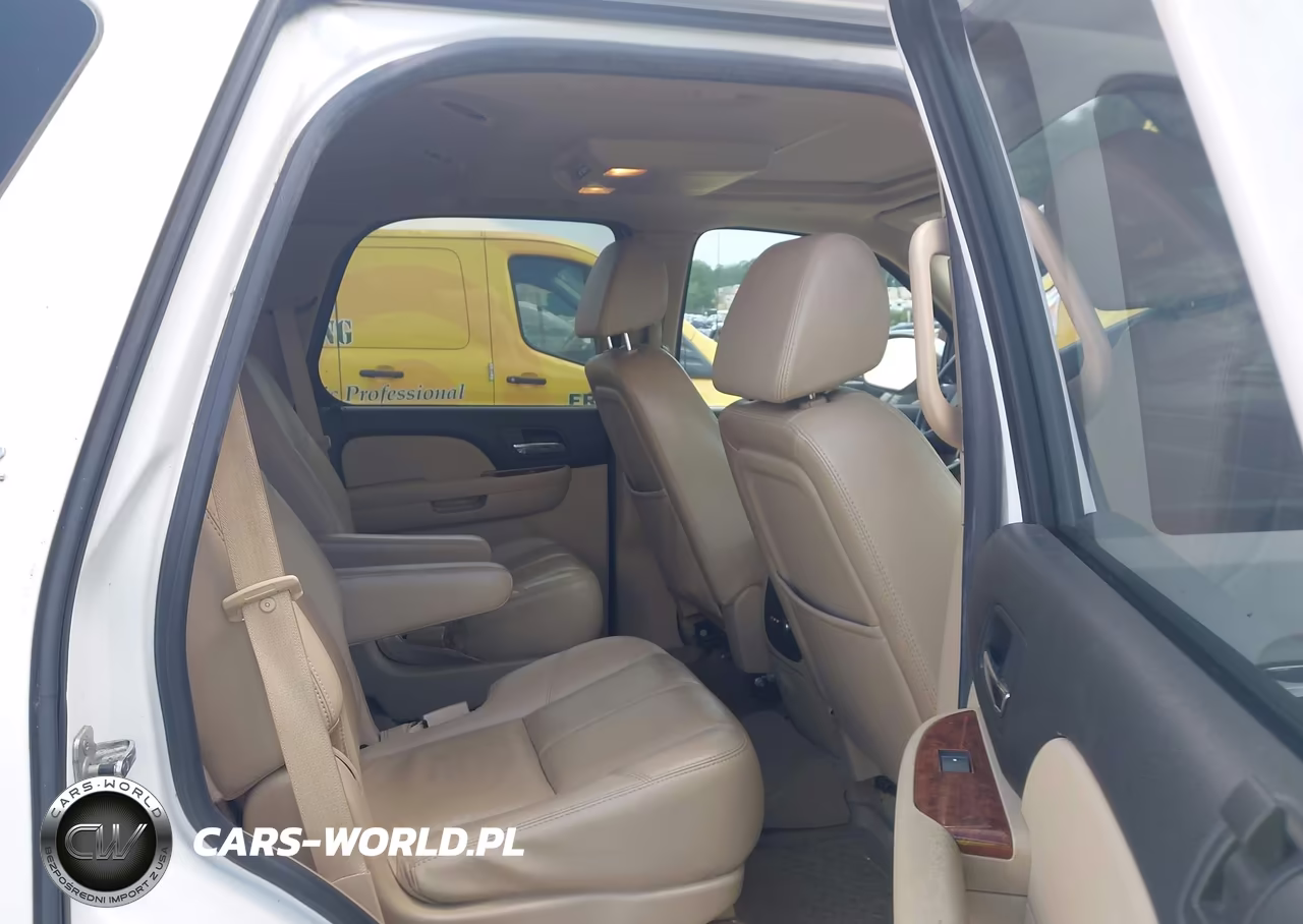 2007 Chevrolet Tahoe Ltz VIN:1GNFK13047R396842 - 8