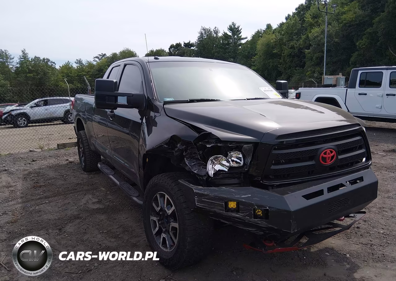 2013 Toyota Tundra Grade 5.7L V8