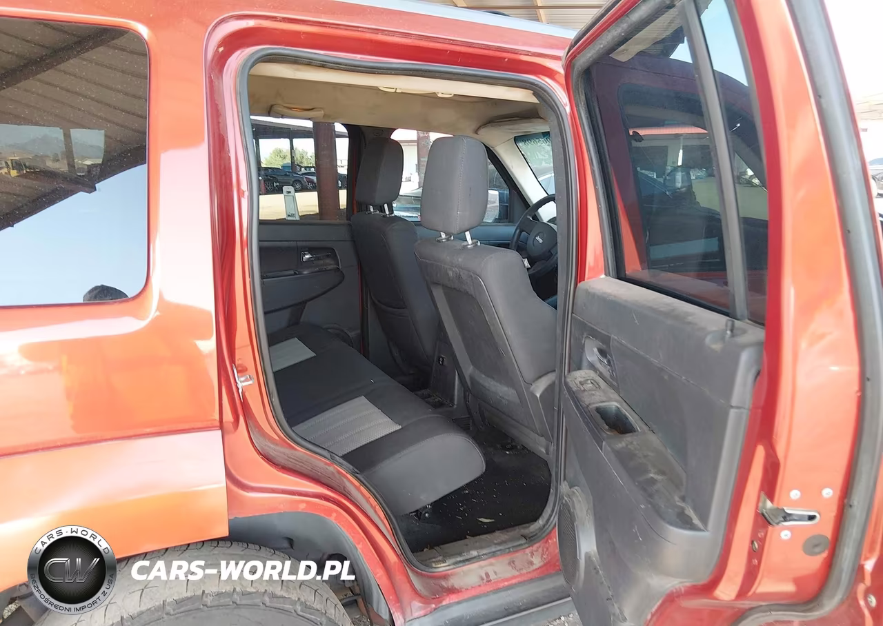 2009 Jeep Liberty Sport VIN:1J8GP28K89W520719 - 8