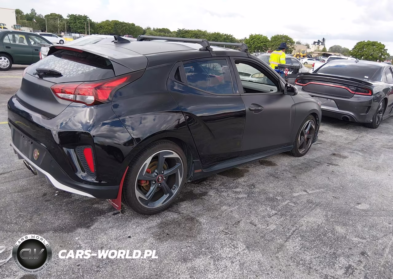 2019 Hyundai Veloster Turbo VIN:KMHTH6ABXKU020157 - 4